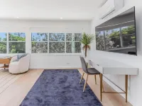 Relax on Marine Parade, 2 Bedroom Apartment