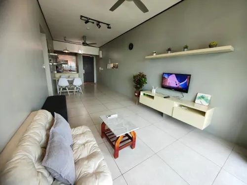 Modern Comfy Suite Room-9Pax by Moowin - 3-Sterne