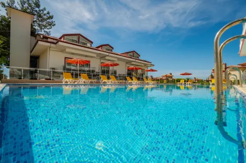 Sunshine Holiday Resort - Balkoner