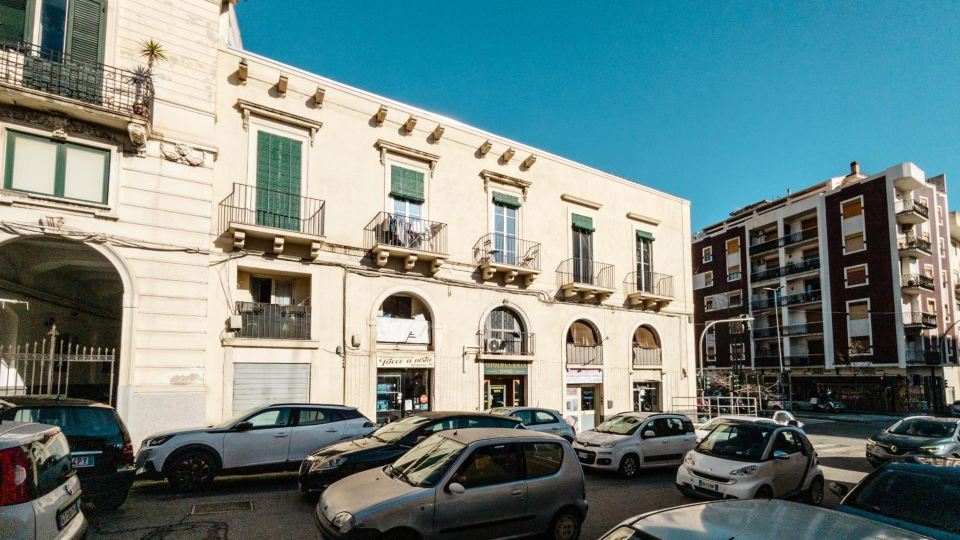 Loft Real Centro Messina 110mq 2 Camere 2 Bagni