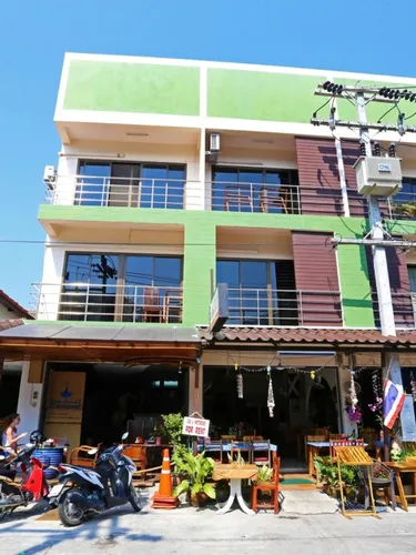 รูปภาพของบ้าน กัมลา แบคแพคเกอร์