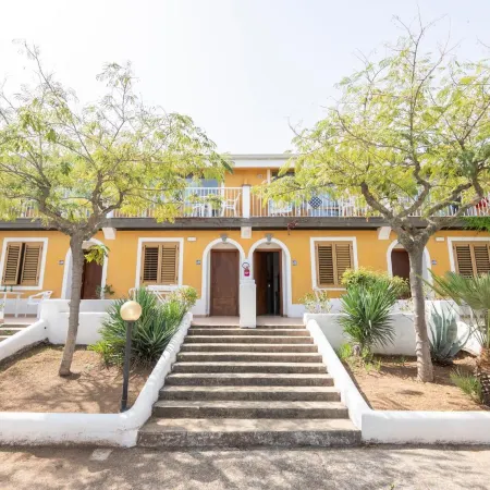 Cala Petrosa Resort