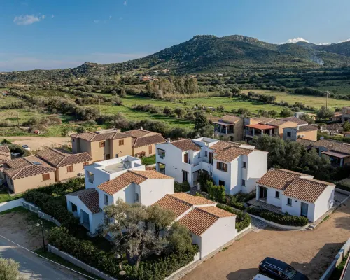 Residenza l'Alzoni Hotels in San Teodoro