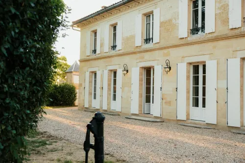 Château Alto Cormeil - parking