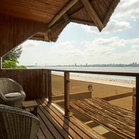 Catembe Gallery Hotel