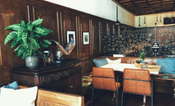 Hotel & Weinhaus Zum Schwarzen Bären