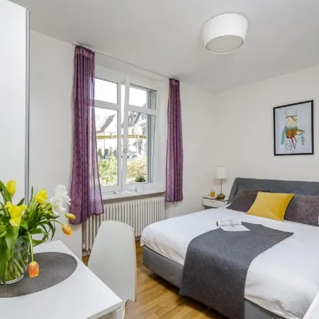 Rent a Home Delsbergerallee - Self Check-IN