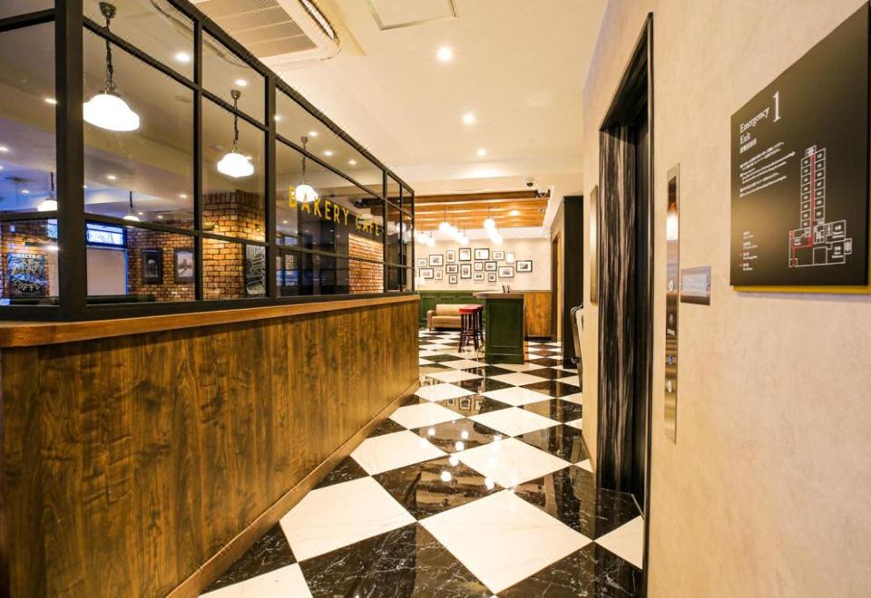 2. 더 셀렉톤 마츠..