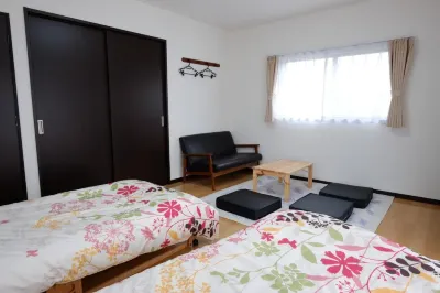 Cottage Kutsuroki Hotels near Anbo