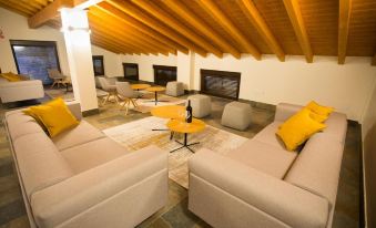 Villa Lucerna Sports & Hotel Resort