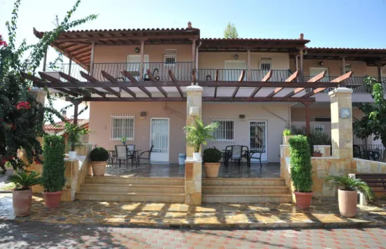 安格洛斯坎迪亞公寓酒店