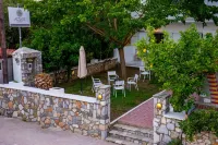 Act Art Skiathos