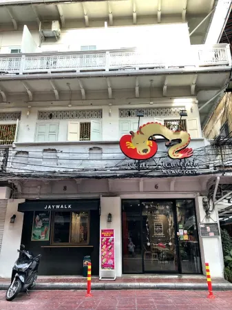 Norn Yaowarat Hotel