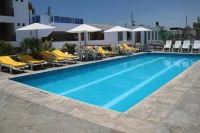 Hotel Bracamonte - С бассейном