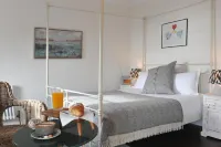 The Driftwood Hotels in Rosses Upper