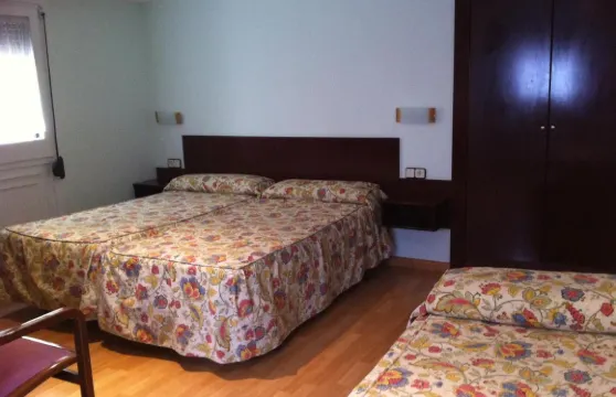 德爾裏波列斯旅館