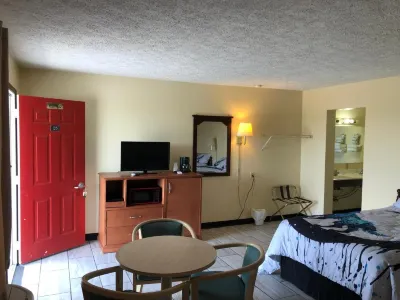 Motel Boutique by Wolf Inn Hotels in Milan Township