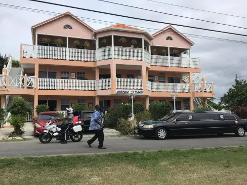 Antigua Seaview فنادق في Five Islands Village