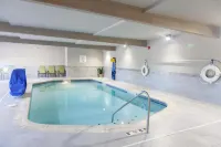 Holiday Inn Express & Suites Jackson Hotel di Blackman