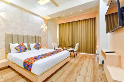 패브호텔 심포니 그랜드 아메다바드 호텔