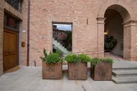 La Vecchia Tenenza B&B Hotels in Fabro