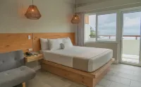 Mirasurf Hotel & Waves Hotel a 