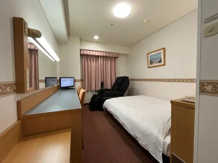 Hotel Alpha-One Miyoshi Отели рядом со станцией JR Miyoshi station
