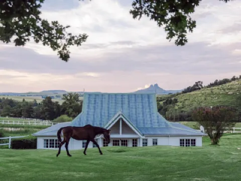 Oaklands Farm Stay Hotels in 