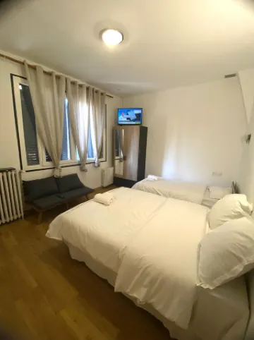 Isvara Hôtel & Restaurant.