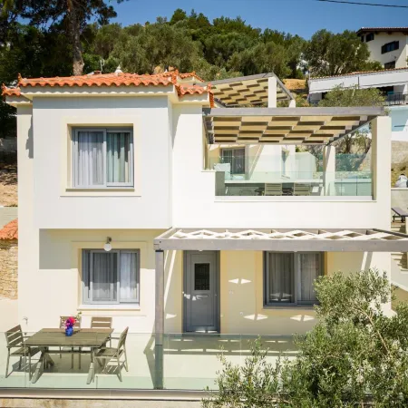 Studios Limnionas