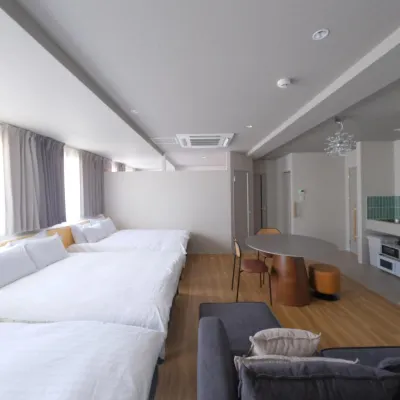Hotel-Midosuji Base 鄰近鹤丘站的酒店
