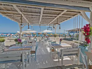 Sonio Beach - Que Bella Collection
