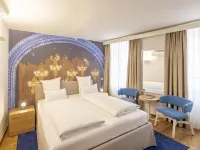 Small Luxury Hotel Goldgasse Hotels near Felsenreitschule