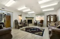 Super 8 by Wyndham Powell