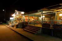 Socrates Apartmens & Restaurant