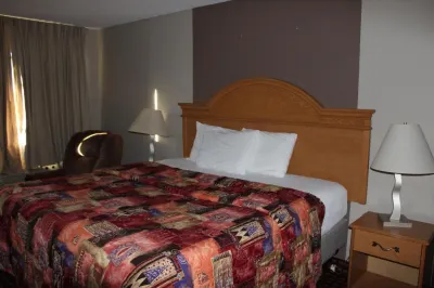 Coratel Inn and Suites Maple Grove Hotels in Maple Grove