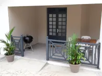 빌라 클레멘스 르 프헝쑤와 호텔