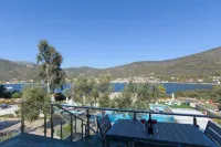 Lavender Cove - Meerblick
