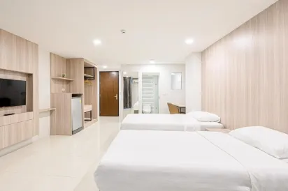Bear’S Den Hotel Pattaya