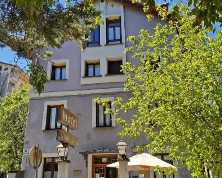 Conde Aznar Hotels in Jaca