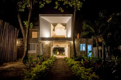 Aaki Hotel Hotels in 