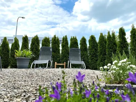 Hotel Zur Sonne Gmbh Отели рядом с достопримечательностью «Barfußpark Hechingen»