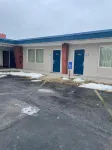 American Motor Inn - Rock Island Hotels near Broadway National Historic District