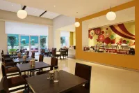 宜必思浦那維曼納咖飯店
