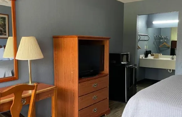 迪爾菲爾德旅館