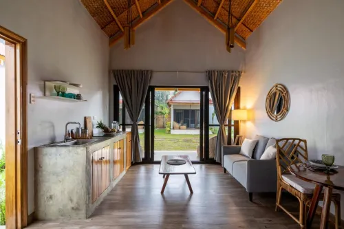 ANITSA RESORT - Homestays