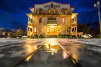 The Bunkhouse Hotels near Dawson City