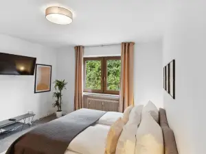 Charysma - Chillout-Loft, Wintergarten, E-Kamin, Massage-Sessel, Parkplätze