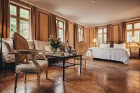 Villa Sorgenfrei Und Restaurant Atelier Sanssouci Hotels in Radebeul