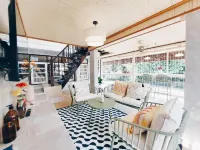 Green Riverside Homestay